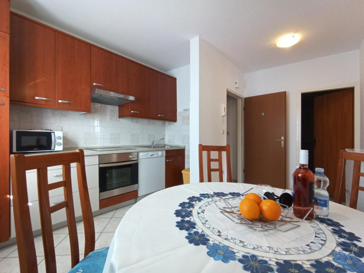 Apartments Jelovac Πόρετς Εξωτερικό φωτογραφία