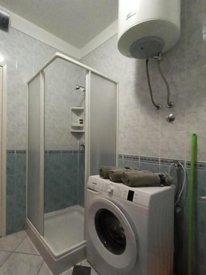 Apartments Jelovac Πόρετς Εξωτερικό φωτογραφία